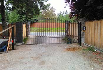 Iron Gate Installation - Allen